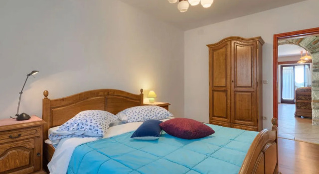 Lea (PZN306), Rezervovat Hotel Pazin Central Istria