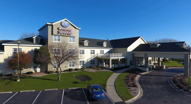 Двухместный люкс Comfort Suites Appleton Airport