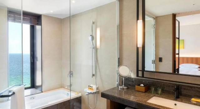 Двухместный номер клубный Premium с видом на океан Hyatt Regency Seragaki Island Okinawa