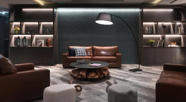 Explore Hotel