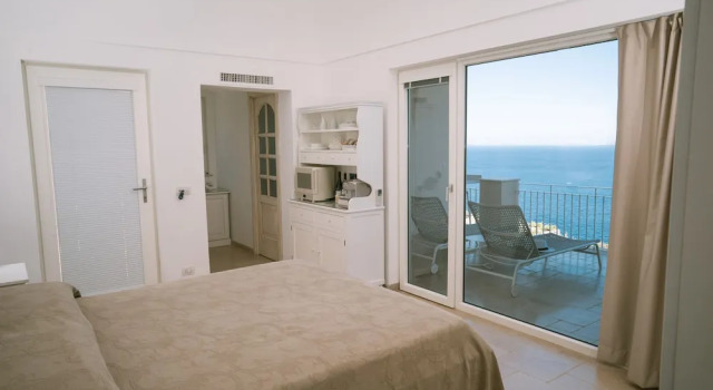 Villa D Alessandro, Boek Villa Hotels in Eiland Capri met zwembad, Zwembad