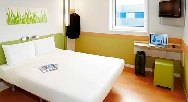 Номер Standard ibis budget Krefeld Messe-Düsseldorf
