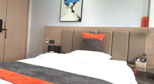 Guoling Homestay, Prenota Hotel Enshi Prefecture Cina