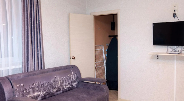 Apartments on Partizan Zheleznyak street 24, Reserva ahora Apartamento Hoteles en Krasnoyarsk con aparcamiento, Aparcamiento