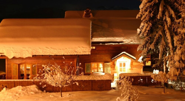 Traditional Chalet in the Large 3 Vallées Near the Slopes