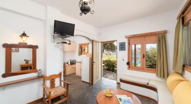 Студия Kounenos Apartments
