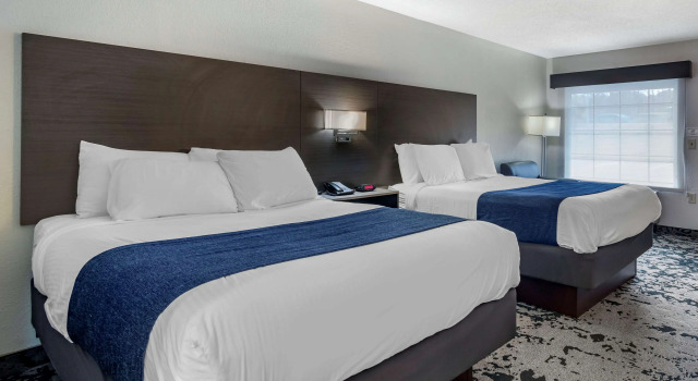 Четырёхместный номер Standard Best Western Allatoona Inn & Suites