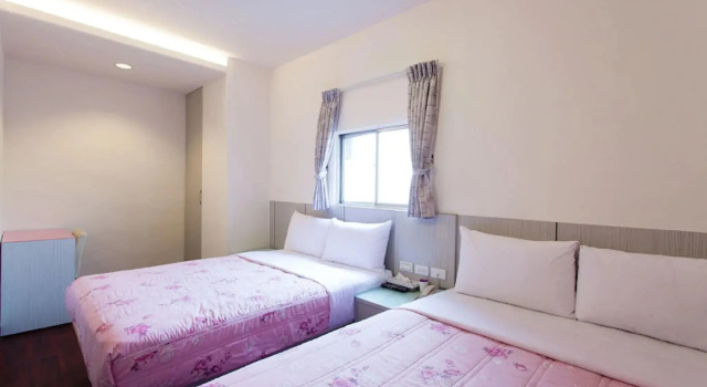 Ruei Gung Business Hotel