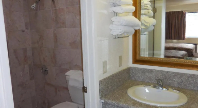 Двухместный номер Standard Best Economy Inn & Suites
