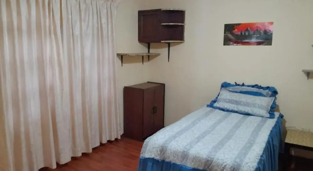Hostel Luz Robles, Забронировать Хостел Хостелы Кито, рядом с Del Arbolito Park, Хостел