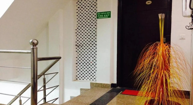 Hotel Saya Deluxe New Delhi Railway Station, Забронировать Отель Отели Дели 3 звезды, 3*
