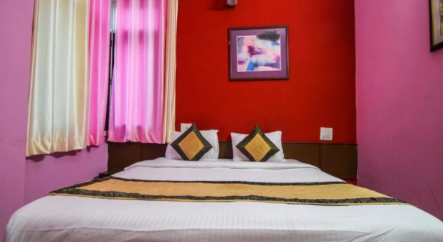 OYO 23539 Hotel Sapphire, Забронировать Отель Отели штата Раджастхана с парковкой, Парковка
