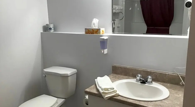 Четырёхместный номер Standard Fort Road Motel