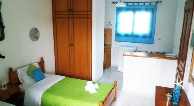 Студия Paraskevi Apartments