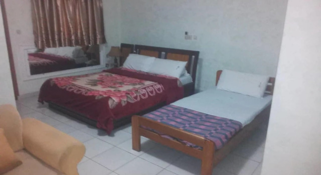 Hôtel Bristol, Boek Hotel Hotels in Abidjan met ontbijt, Ontbijt