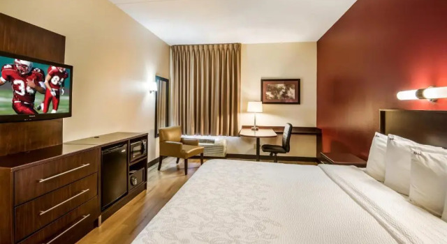Двухместный номер Superior Red Roof Inn PLUS Long Island - Garden City