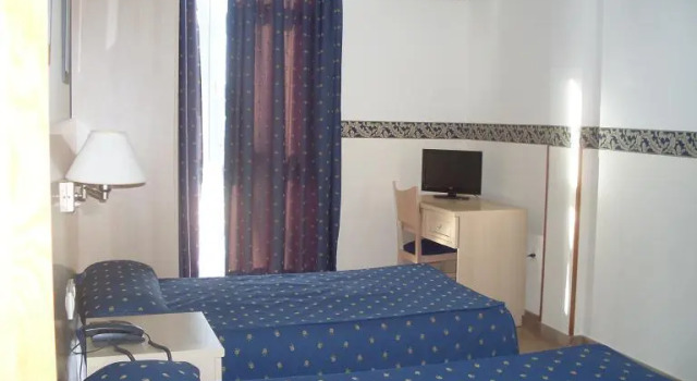 Hotel Alboran, จอง โรงแรม Mazarron Costa Cálida