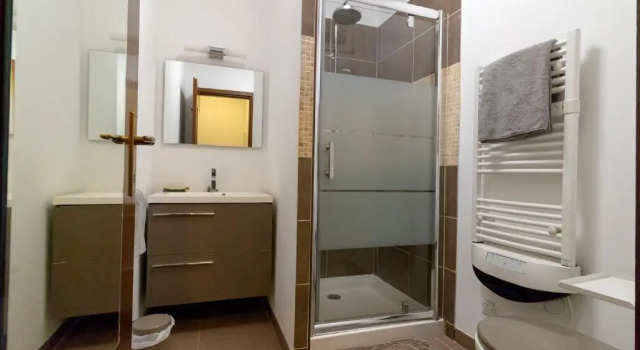 Apartement Maenat