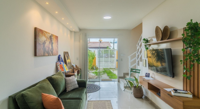 Two-story House With 2 Suites in Pereque Bfj0506, Забронировать Апартаменты/квартира Порту-Белу Санта-Катарина