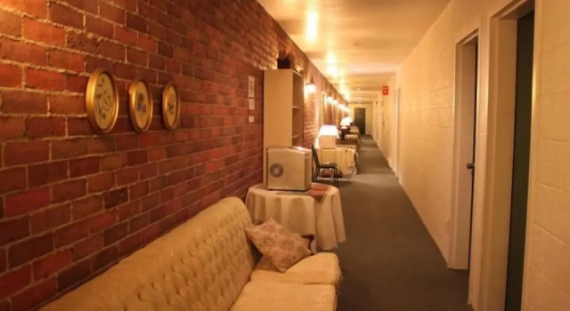 Auberge (Motel) Le Pigeonnier, Rezervovat Motel Hotely v Farnham se snídaní, Snídaně