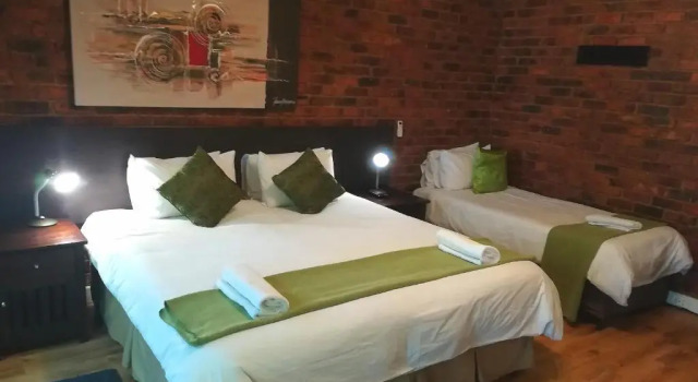 Трёхместный номер Standard 24 Onvrey Guest House