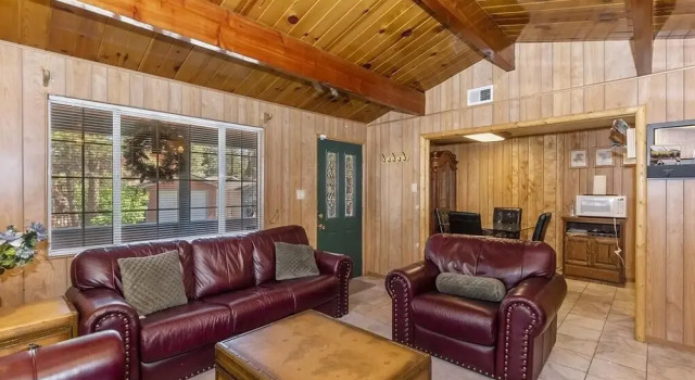 075 - Sherwood Chalet