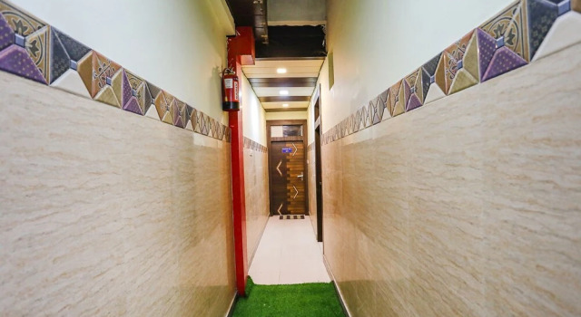 FabHotel Yatika Inn