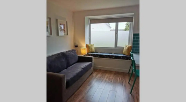 Stylish Studio Bungalow, Close To Cardiff Centre
