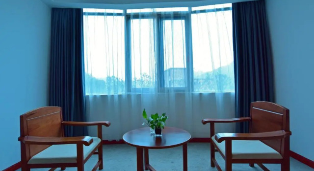 Двухместный номер Deluxe Lang Quan Holiday Hotel