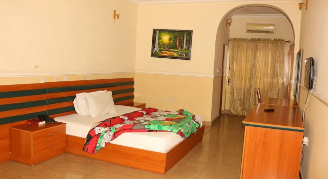 Номер Royal Xcape Hotels and Suites Ltd