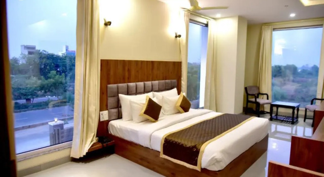 Люкс Hotel Aarna