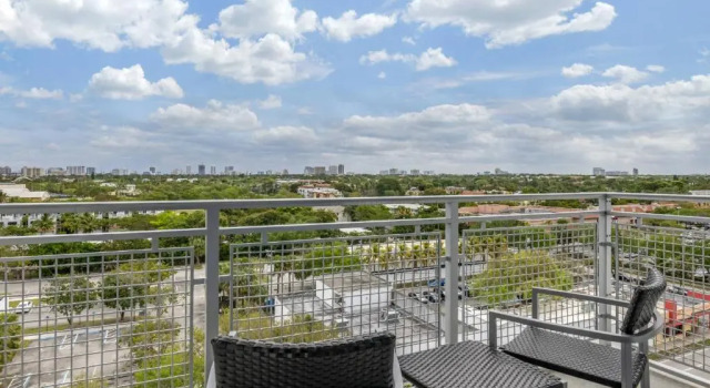 Номер Standard с балконом Courtyard by Marriott Fort Lauderdale Downtown