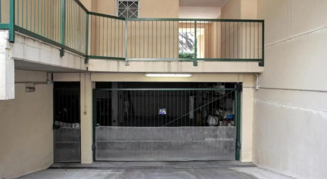Beautiful studio close to beach private parking