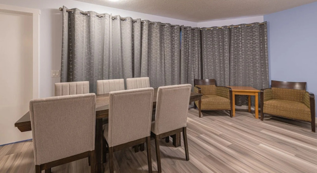 One Bedroom Suite with BBQ & huge Patio, Rezervasyon Daire Canmore daireler, Daire