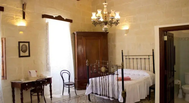 Villayana Gozitan Farmhouse with pool, Varaa Hotelli San Lawrenz Gozo