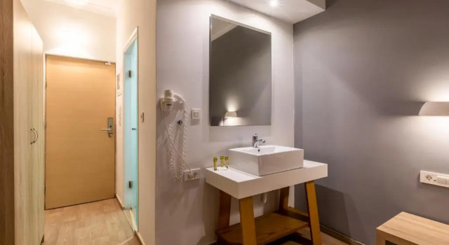 Трёхместный номер Standard Cameo Beach Resort