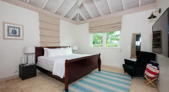 Wild Orchid Hideaway: Lux Beachfront Sanctuary, Prenota Villa Governor's Harbour 