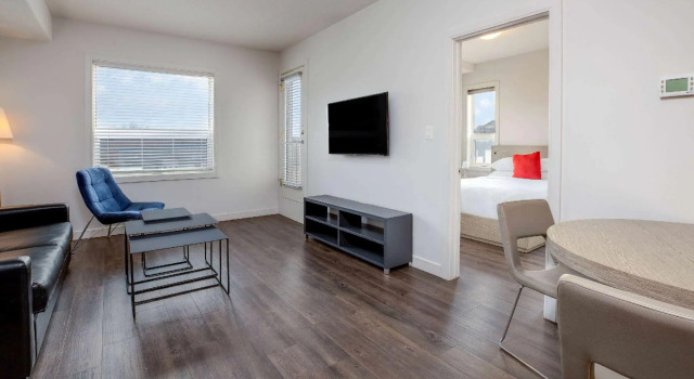 Двухместный люкс c 1 комнатой Ramada by Wyndham Fort McMurray