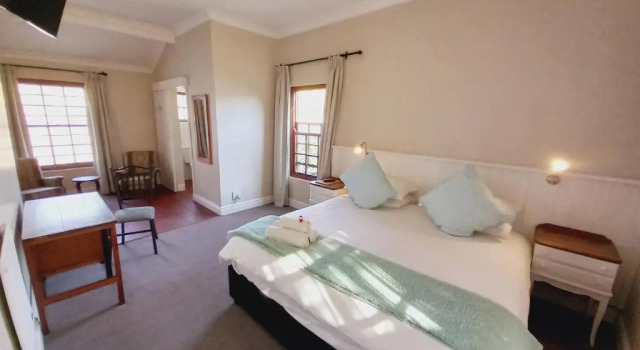 Двухместный номер Standard 137 High Street Guest House