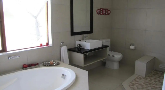 Люкс Sunriver Kalahari Lodge Riverside stay in Upington