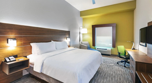 Двухместный номер Standard Holiday Inn Express Hotel & Suites PORT ARTHUR by IHG