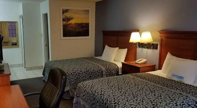Четырёхместный номер Standard Days Inn by Wyndham Grand Junction