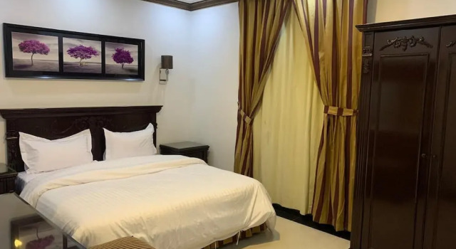 Deyala Hotel Suites, Varaa Hotelli Hotellit Riyadh Region aamiaisella, Aamiainen