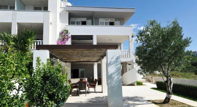 Apartments Darija
