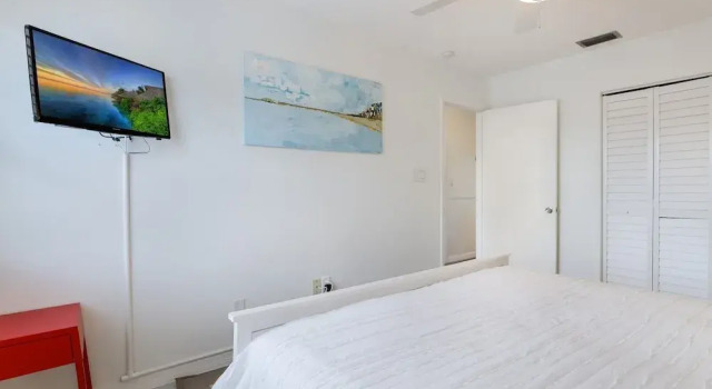 Coconut Bayou 2 Bedroom Home by RedAwning