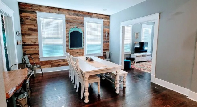 Seaglass 4 Bedroom Home by Redawning