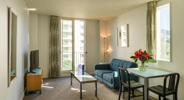 Апартаменты Premium Astelia Apartment Hotel
