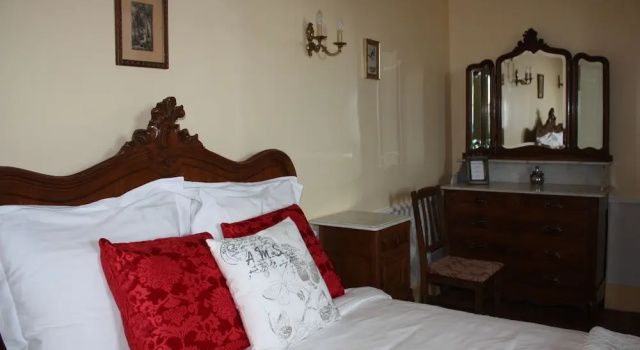 Четырёхместный семейный номер Standard с видом на окрестности Château Latour - B&B, Pool, Parking, Dinner pre-bookable