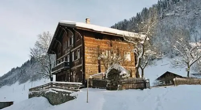Pign Padua, Book Hotel Disentis 