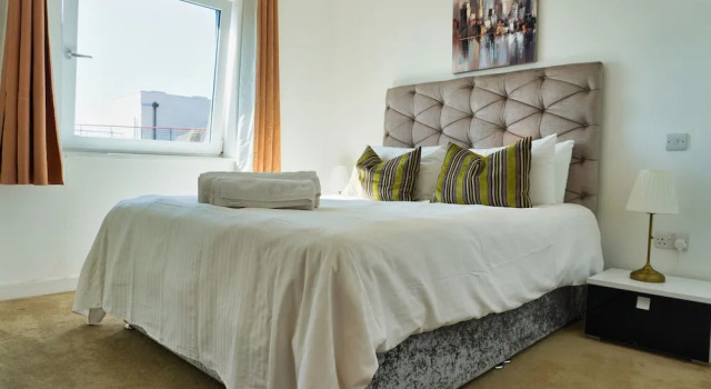 Апартаменты с 2 комнатами Gunwharf Quays Harbour Apartments